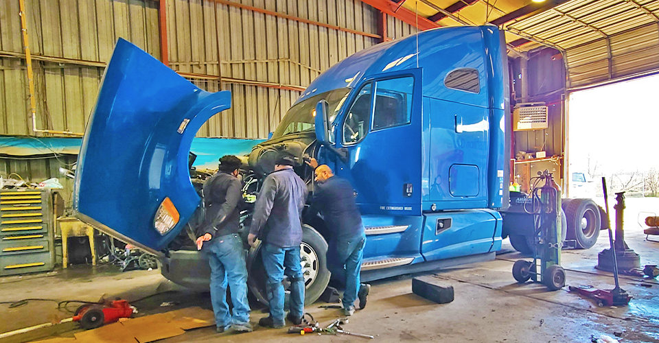 Semi-Truck Repair Bay Dallas