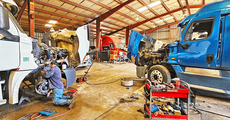 Same-Day Semi-Truck Repair Dallas, TX